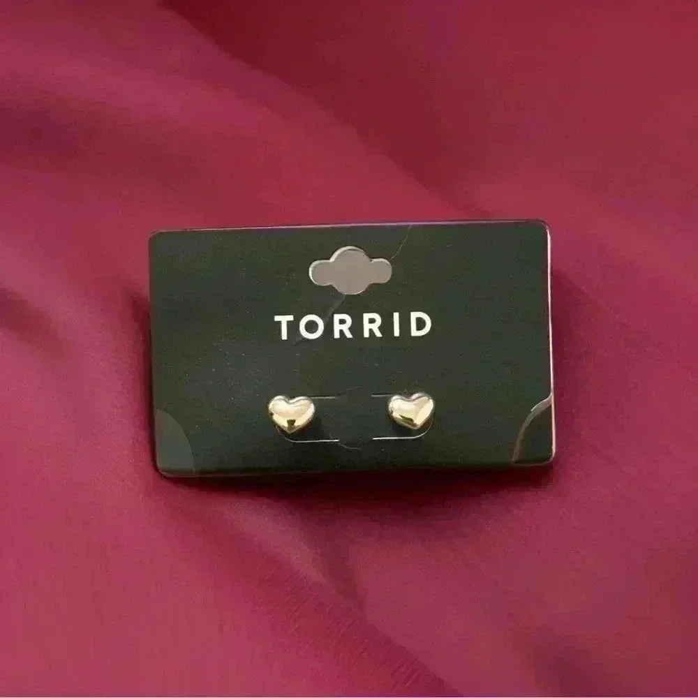 NWT TORRID Faux Rose Gold Heart Shaped Earrings
